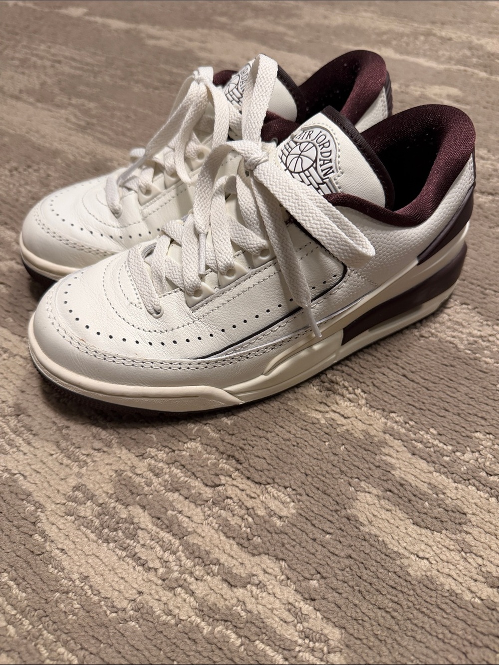 Jordan White and brown Low-Top Sneakers